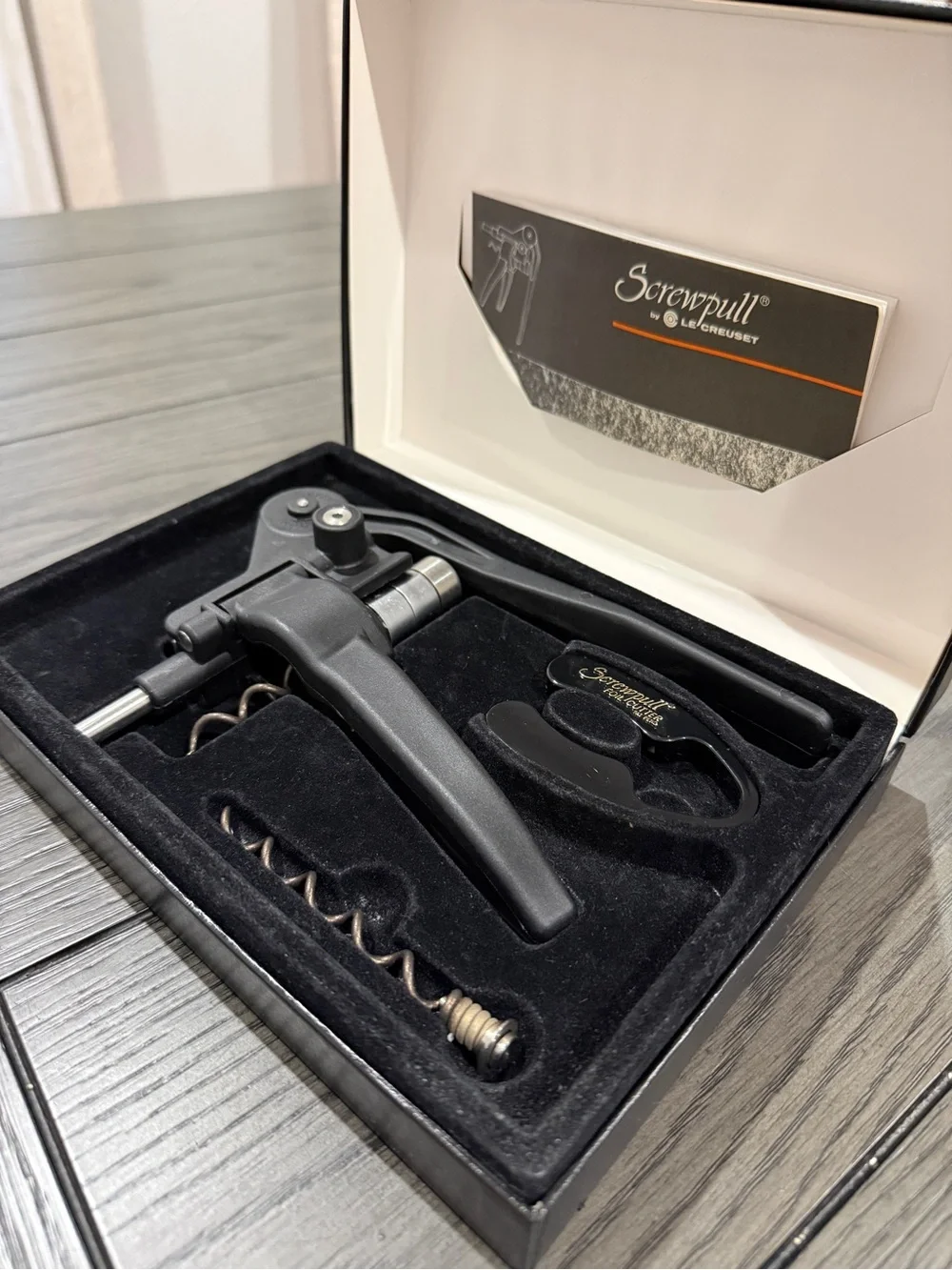 Le Creuset Screwpull Lever Model Corkscrew Bottle Opener & Foil Cutter In Box